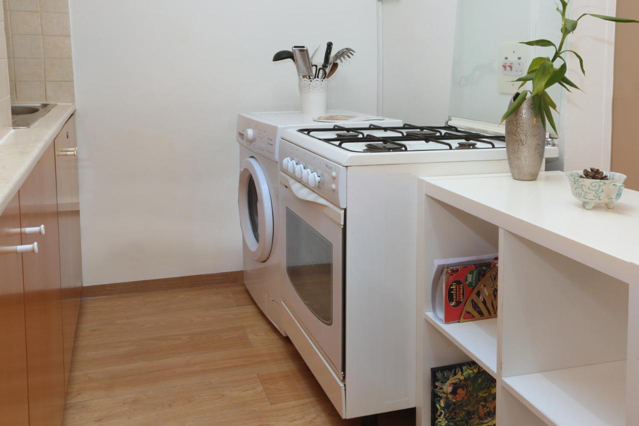 Cozy Holiday Apartment In Larnaca Near Foinikoudes ภายนอก รูปภาพ